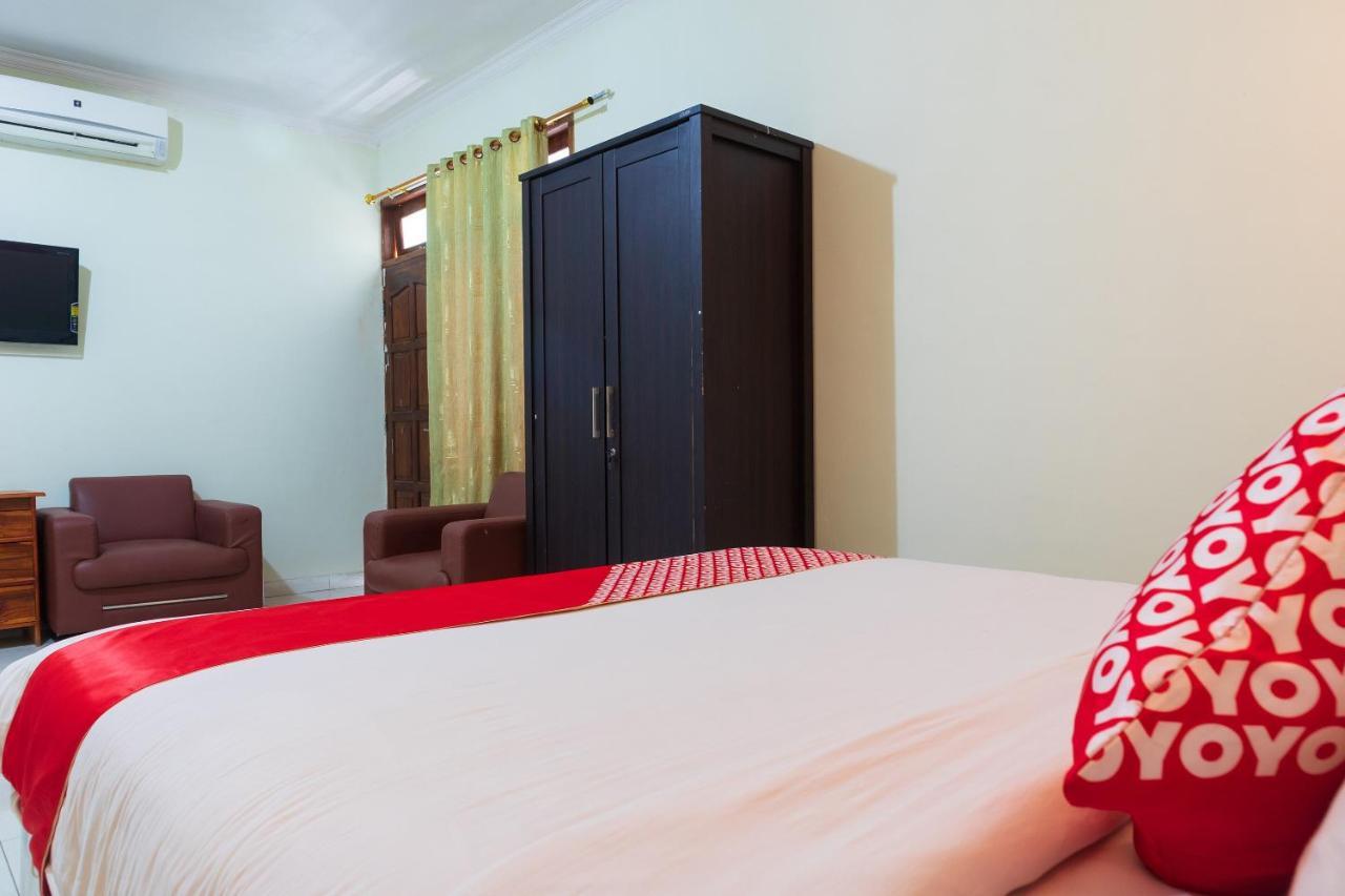 Super Oyo 1682 Greenia Hotel Kupang (East Nusa Tenggara) Exterior foto