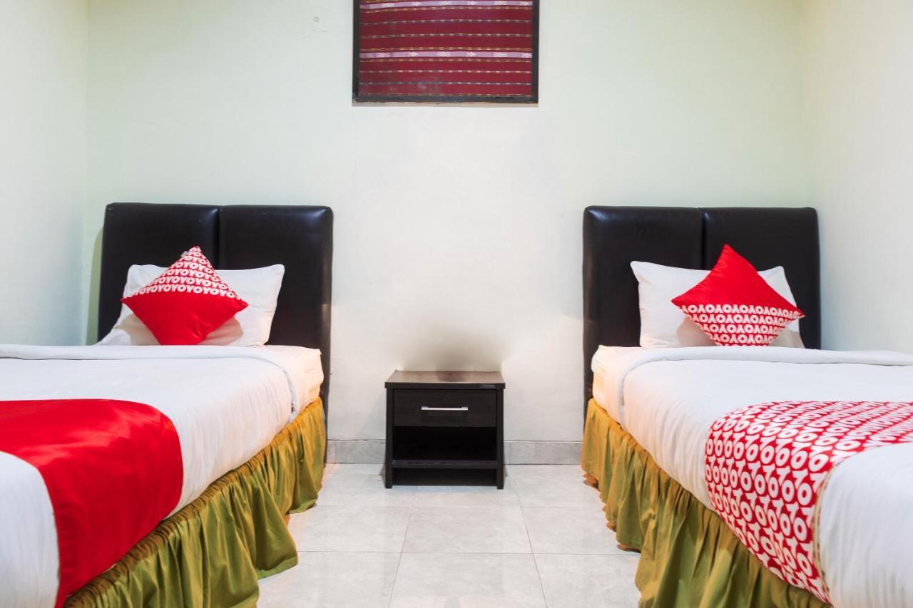 Super Oyo 1682 Greenia Hotel Kupang (East Nusa Tenggara) Exterior foto