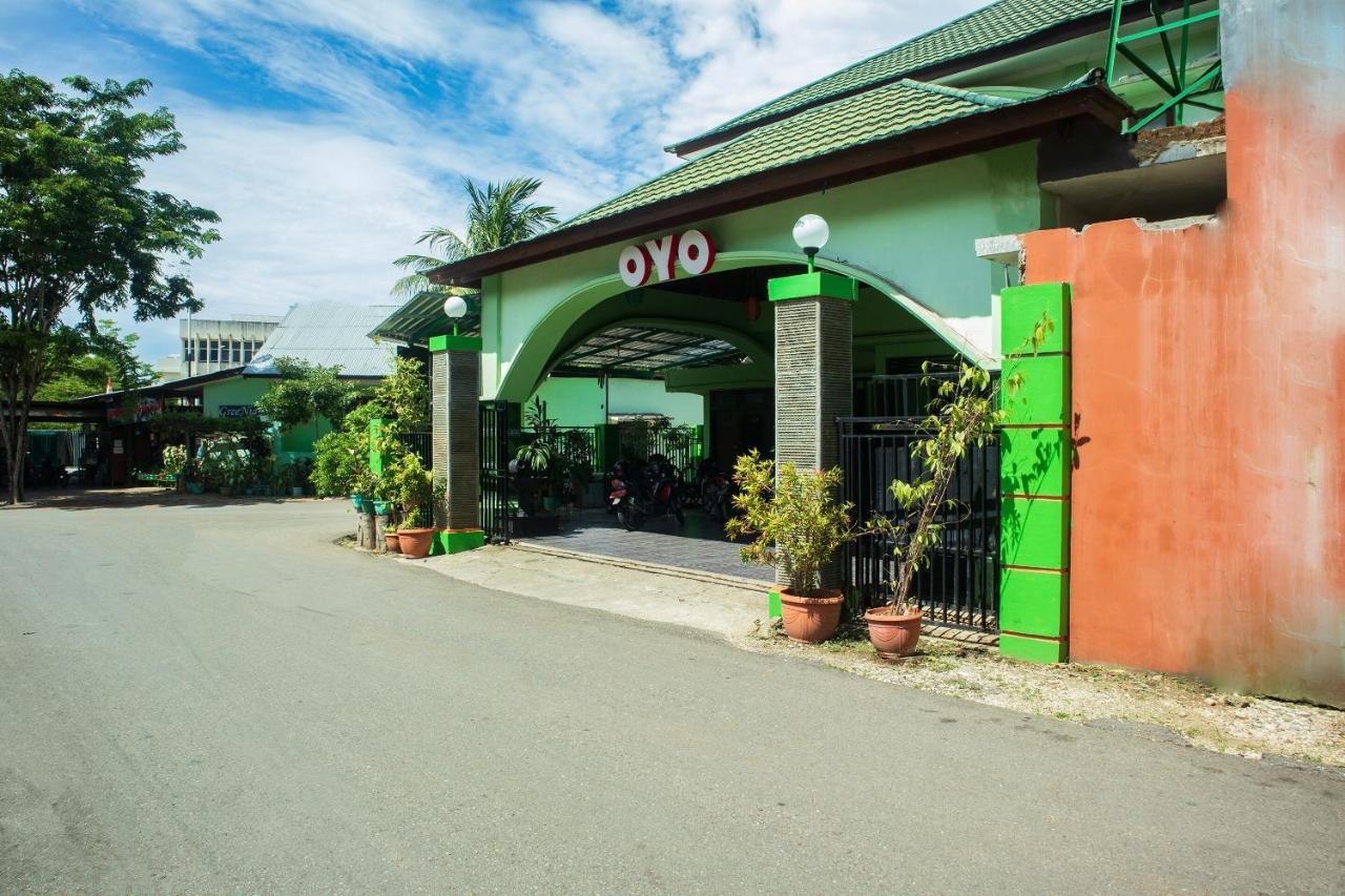 Super Oyo 1682 Greenia Hotel Kupang (East Nusa Tenggara) Exterior foto