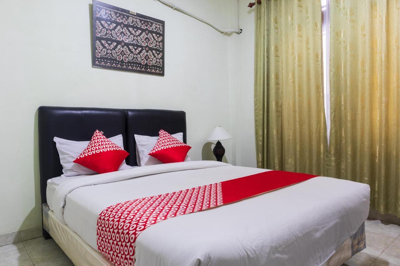 Super Oyo 1682 Greenia Hotel Kupang (East Nusa Tenggara) Exterior foto